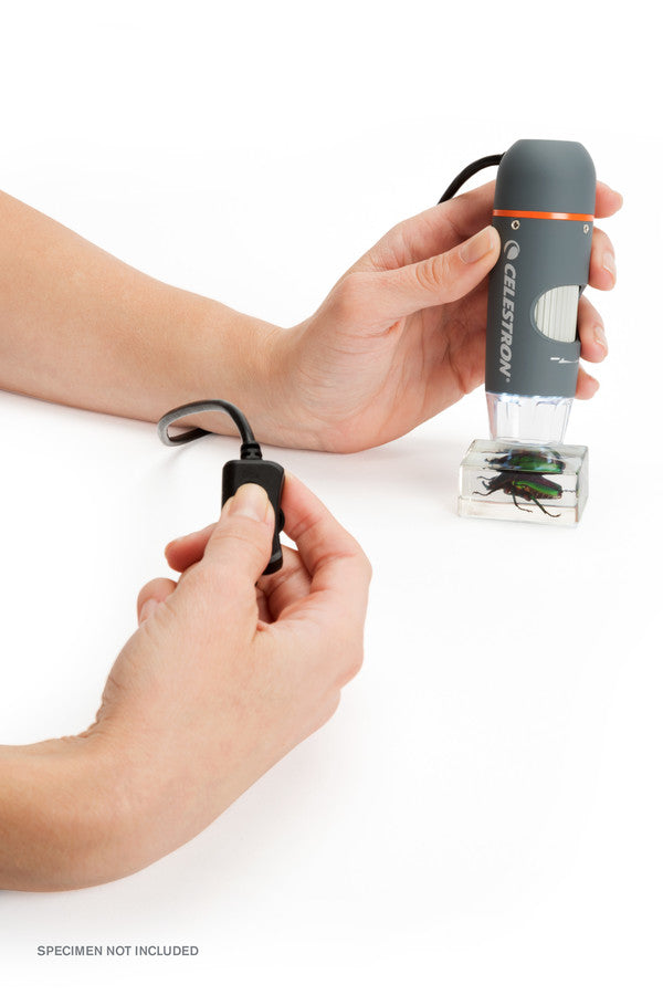 Microscopio Celestron Handheld Digital Pro